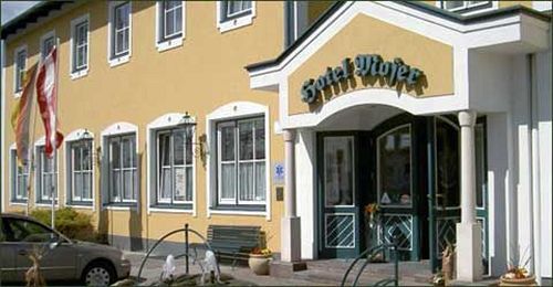 Hotel-Restaurant Moser Pöchlarn Exterior foto